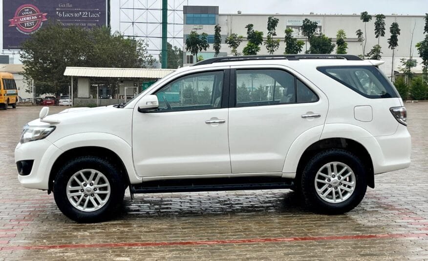 Toyota Fortuner 2WD MT (2014) – Reliable & Spacious