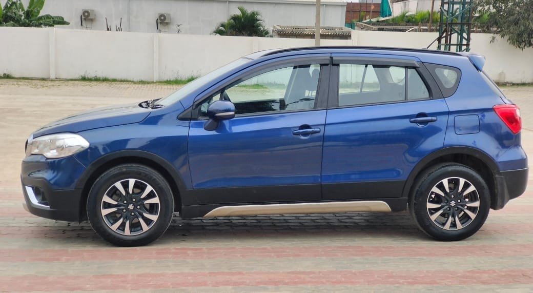 Maruti Suzuki S-Cross Hybrid Zeta 2018