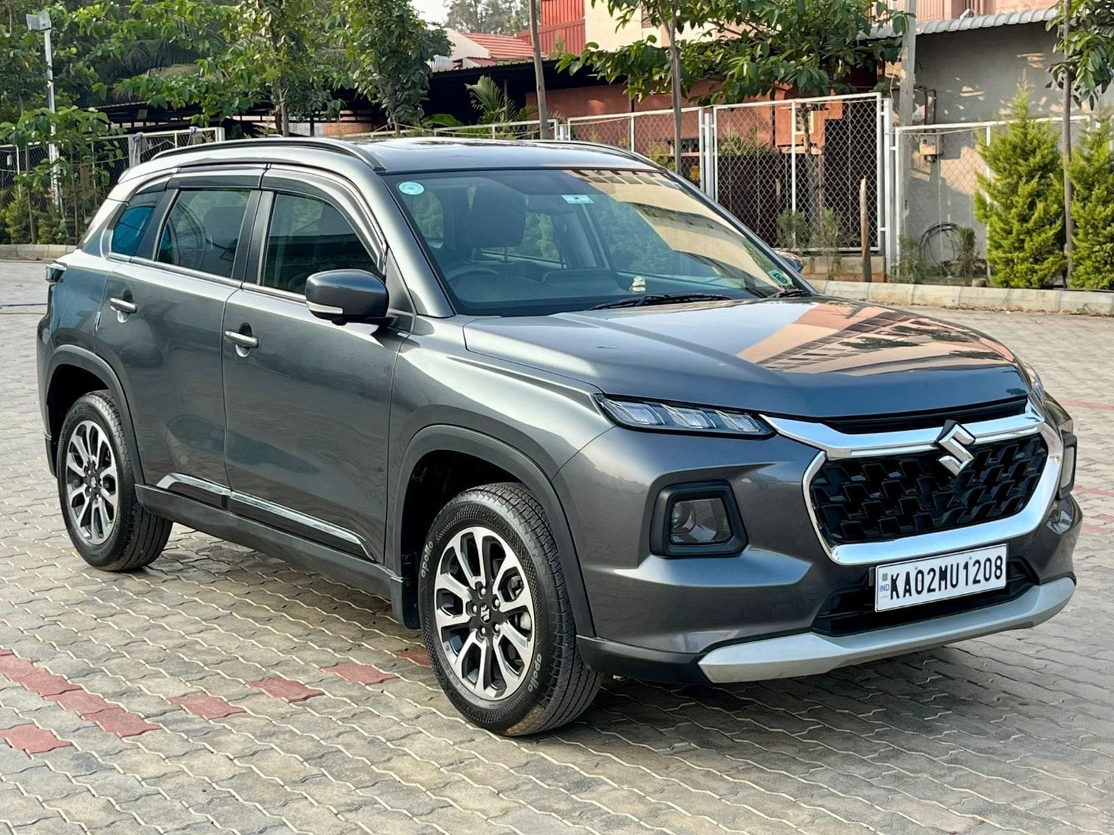 Maruti Suzuki Nexa Grand Vitara Smart Hybrid Alpha
