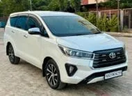 Toyota Innova Crysta 2.4 Z AT: Top Performance