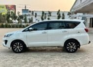 Toyota Innova Crysta 2.4 Z AT: Top Performance