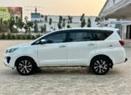 Toyota Innova Crysta 2.4 Z AT: Top Performance