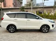Toyota Innova Crysta 2.4 Z AT: Top Performance