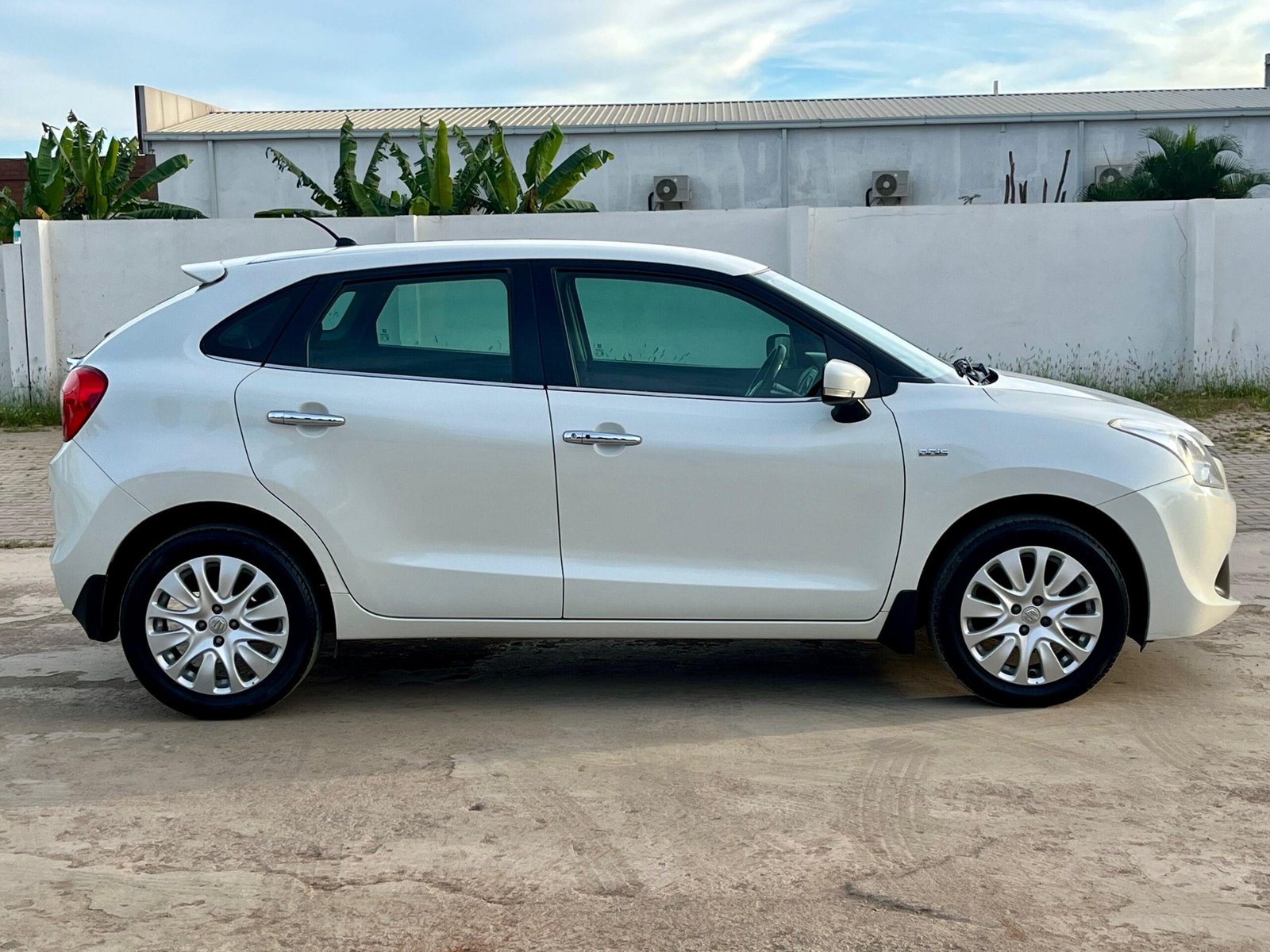 Maruti Nexa Baleno Zeta – 2015