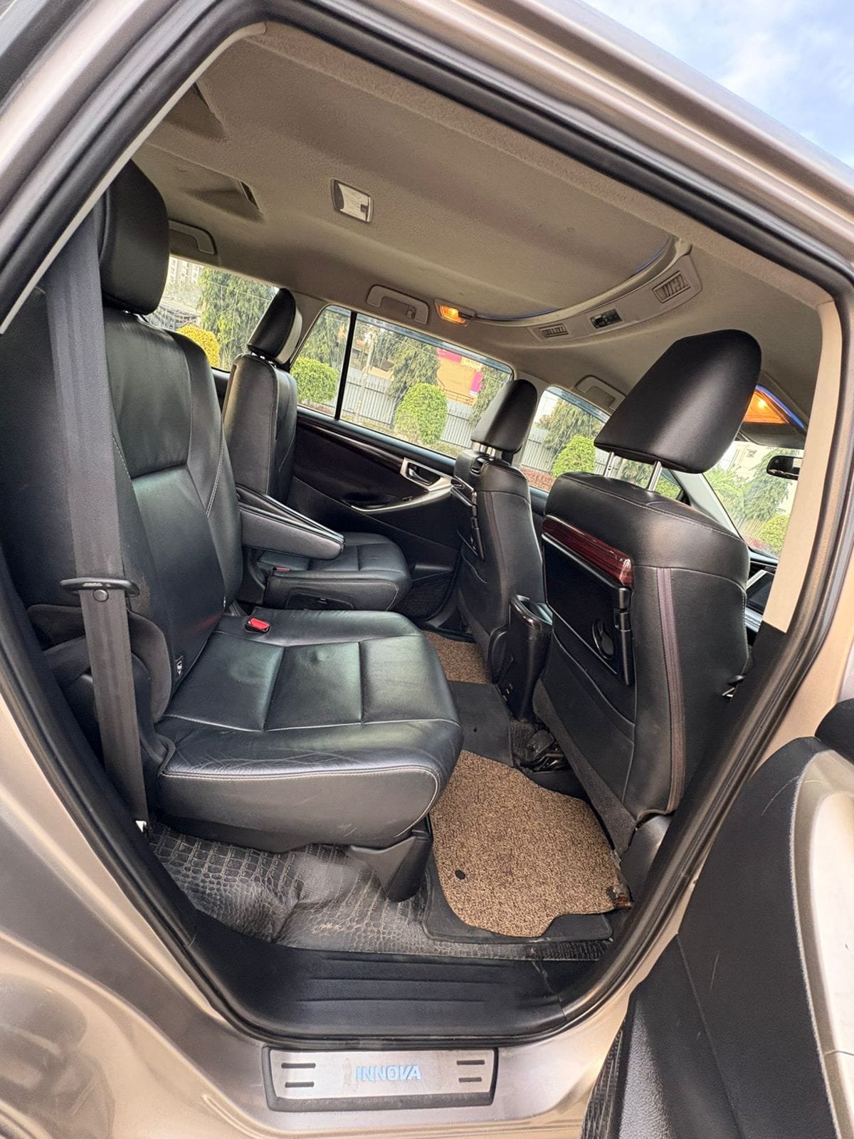 Toyota Innova Crysta 2.4 Z – Top Selling Car