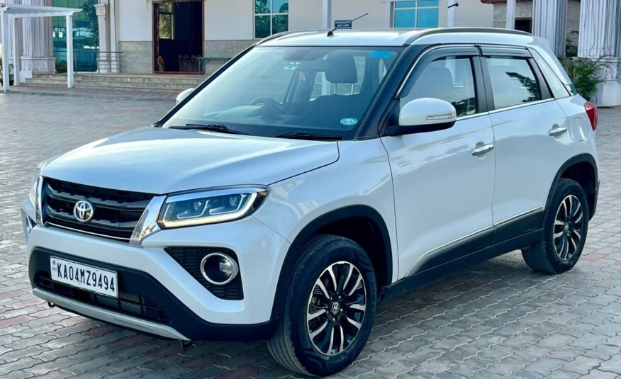 Toyota Urban Cruiser Premium MT – 2022