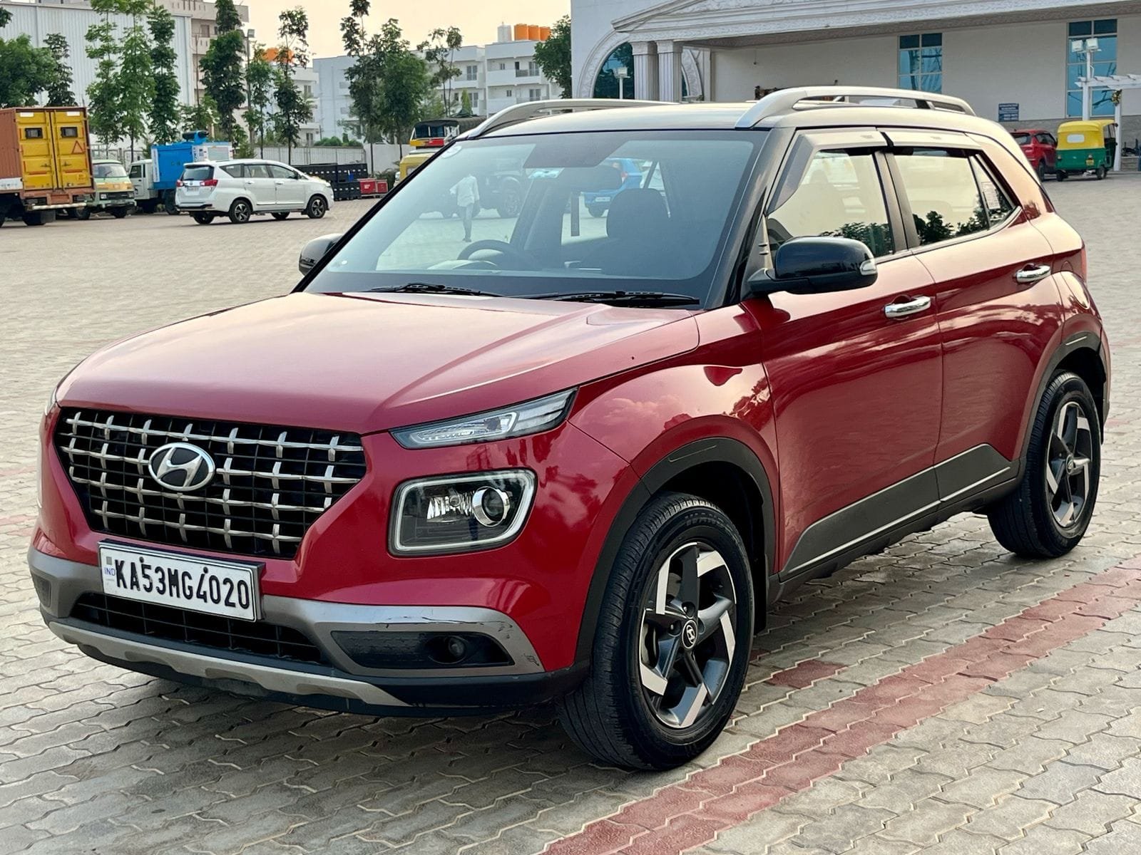 Hyundai Venue 1.0 Turbo GDI DCT SX+ – Top Car For Sale