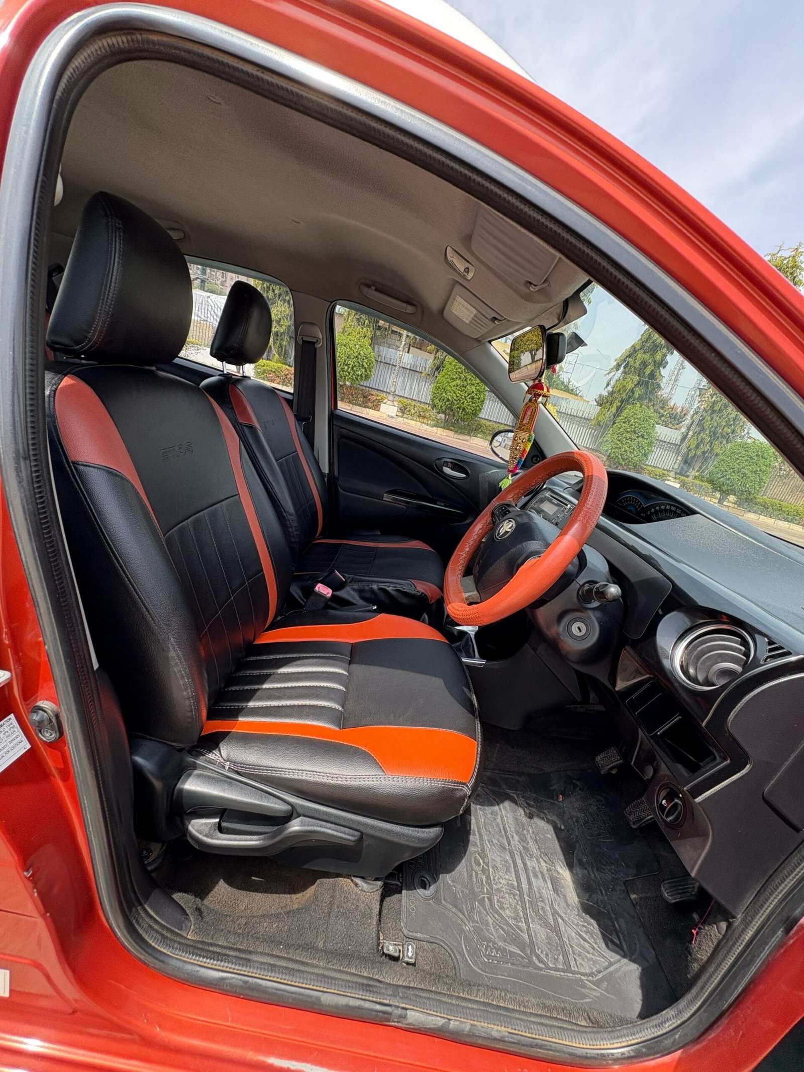 Toyota Etios Cross VD 2014 – Best Used Car