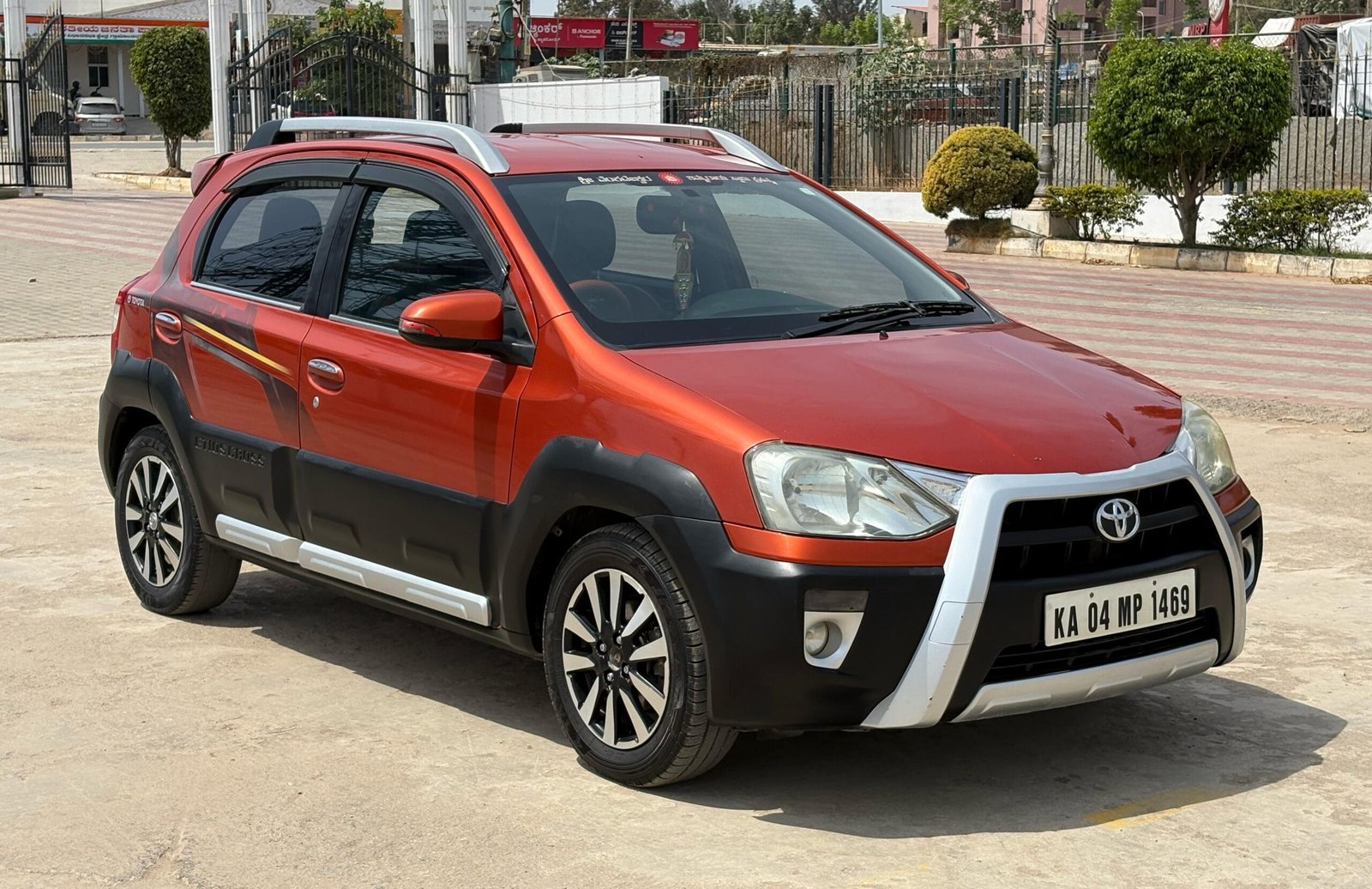 Toyota Etios Cross VD 2014 – Best Used Car