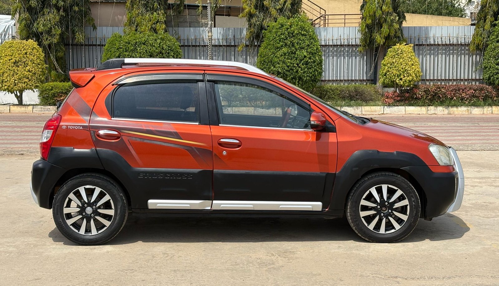 Toyota Etios Cross VD 2014 – Best Used Car