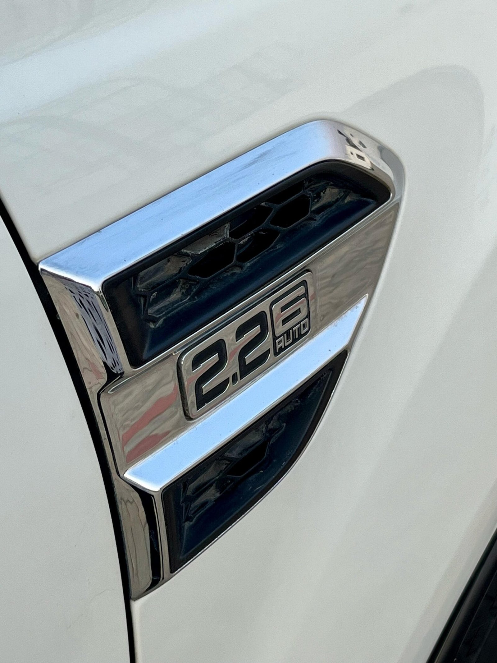 Ford Endeavour 2.2 Titanium AT 2018