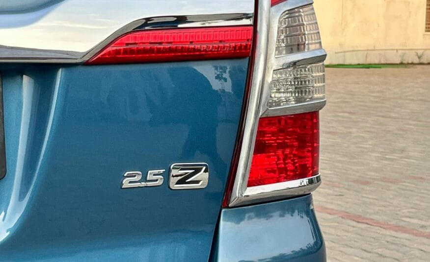 Toyota Innova 2.5 Z
