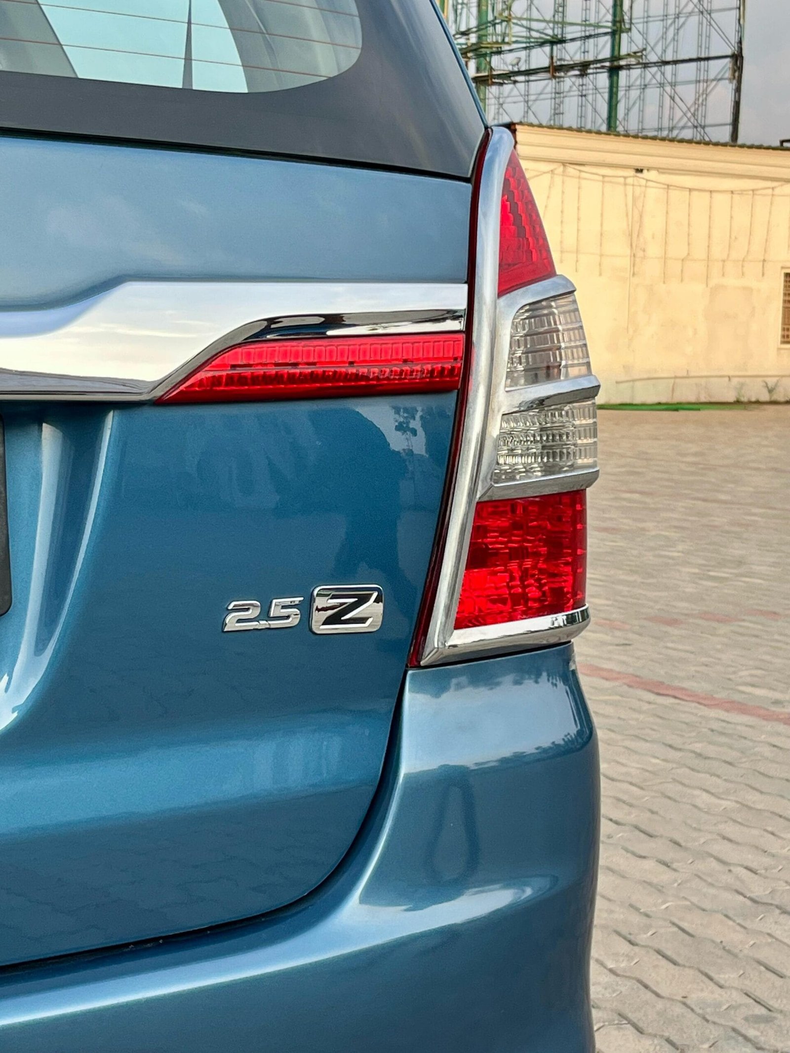 Toyota Innova 2.5 Z