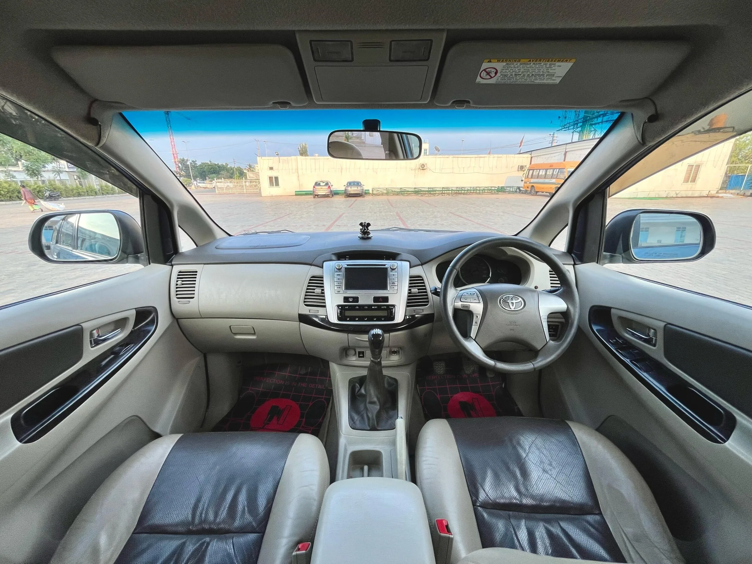 Well Maintained Toyota Innova 2.5 Z Diesel – 2014