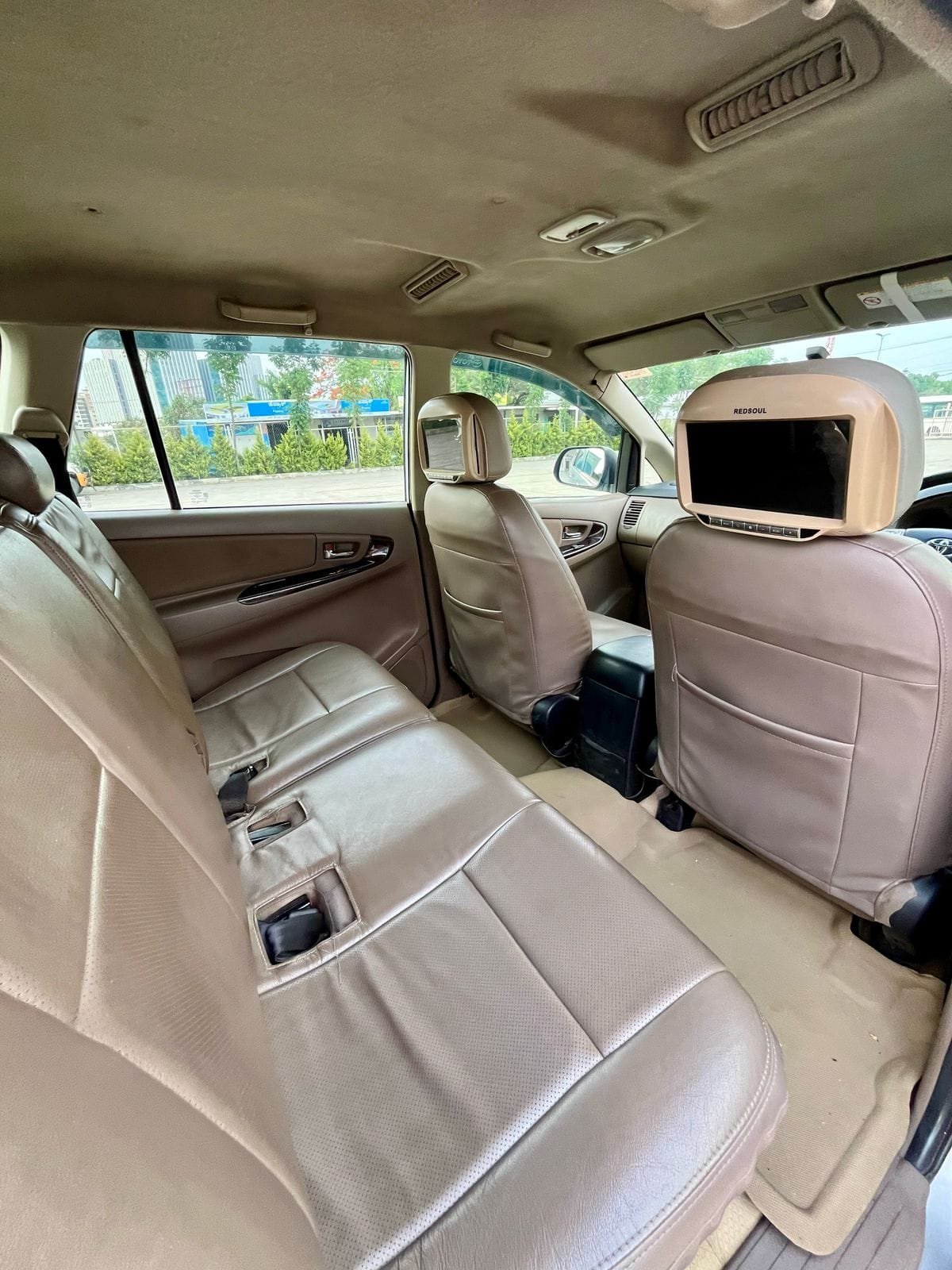 Well-Maintained 2015 Toyota Innova 2.5 V Diesel