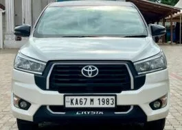 Toyota Innova 2.4 G MT