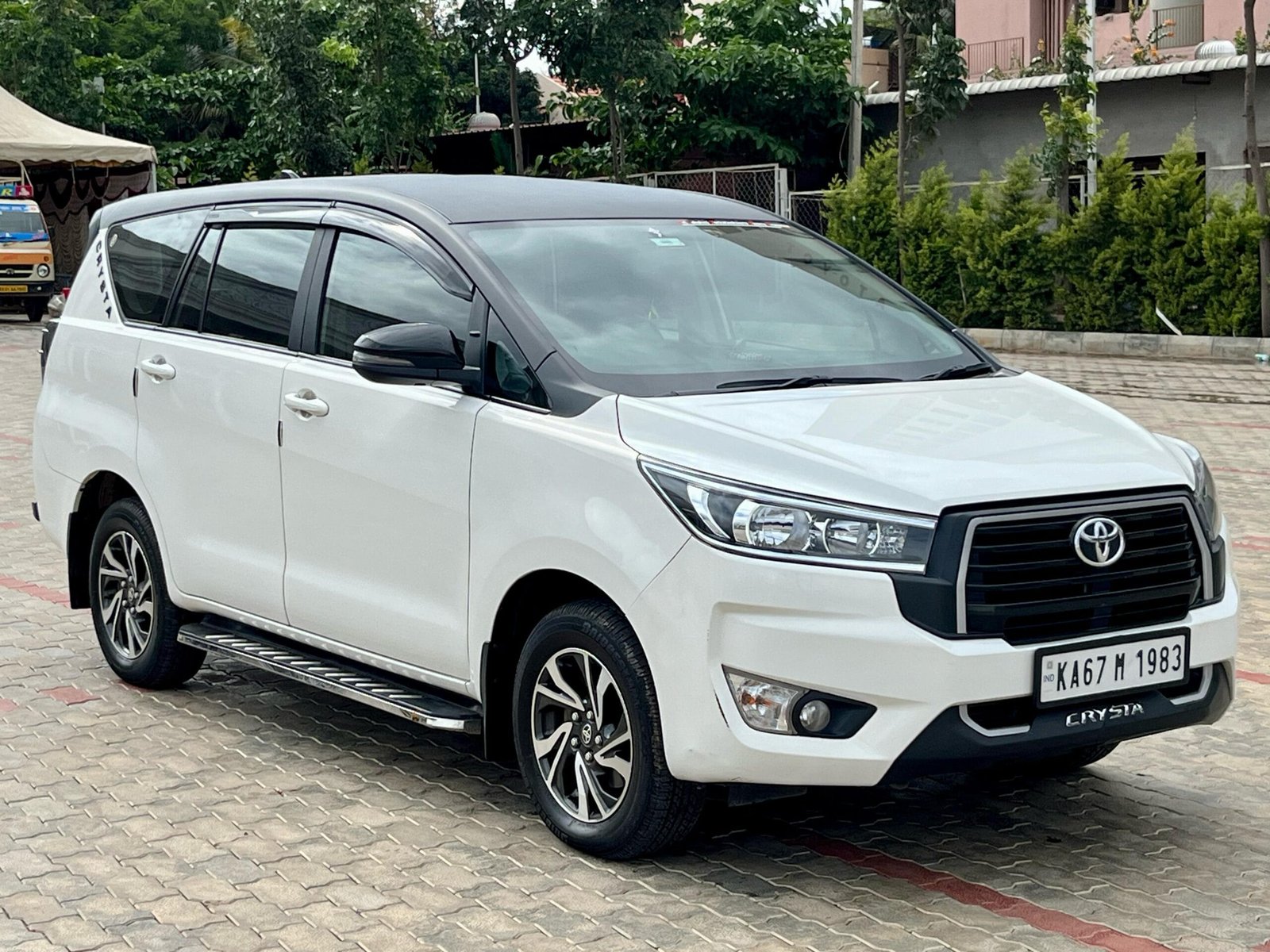 Toyota Innova 2.4 G MT 2024 – Limited Edition