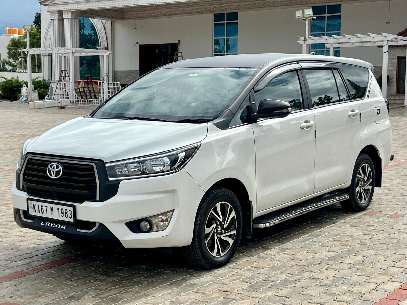 Toyota Innova 2.4 G MT 2024 – Limited Edition