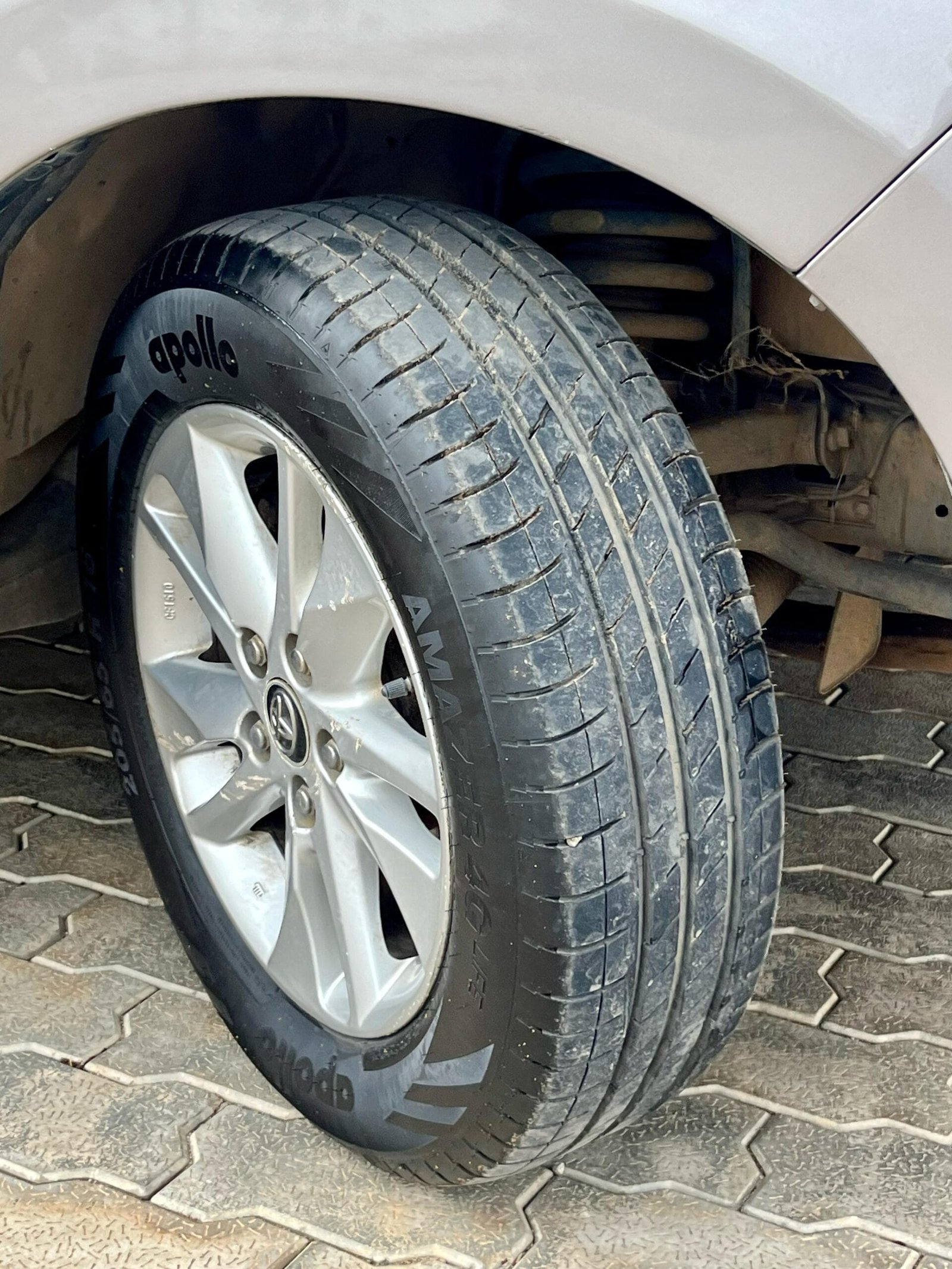 Toyota Innova Crysta 2.4 V – 2017, Single Owner