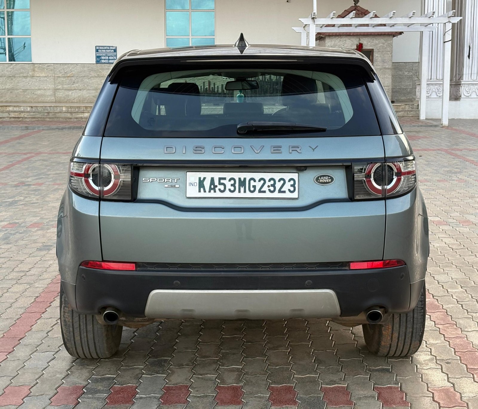 Land Rover Discovery Sport 2.0 – Best Luxury Car