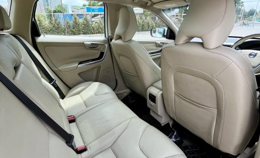 Volvo XC60 D5 AWD 2015 – Top Model