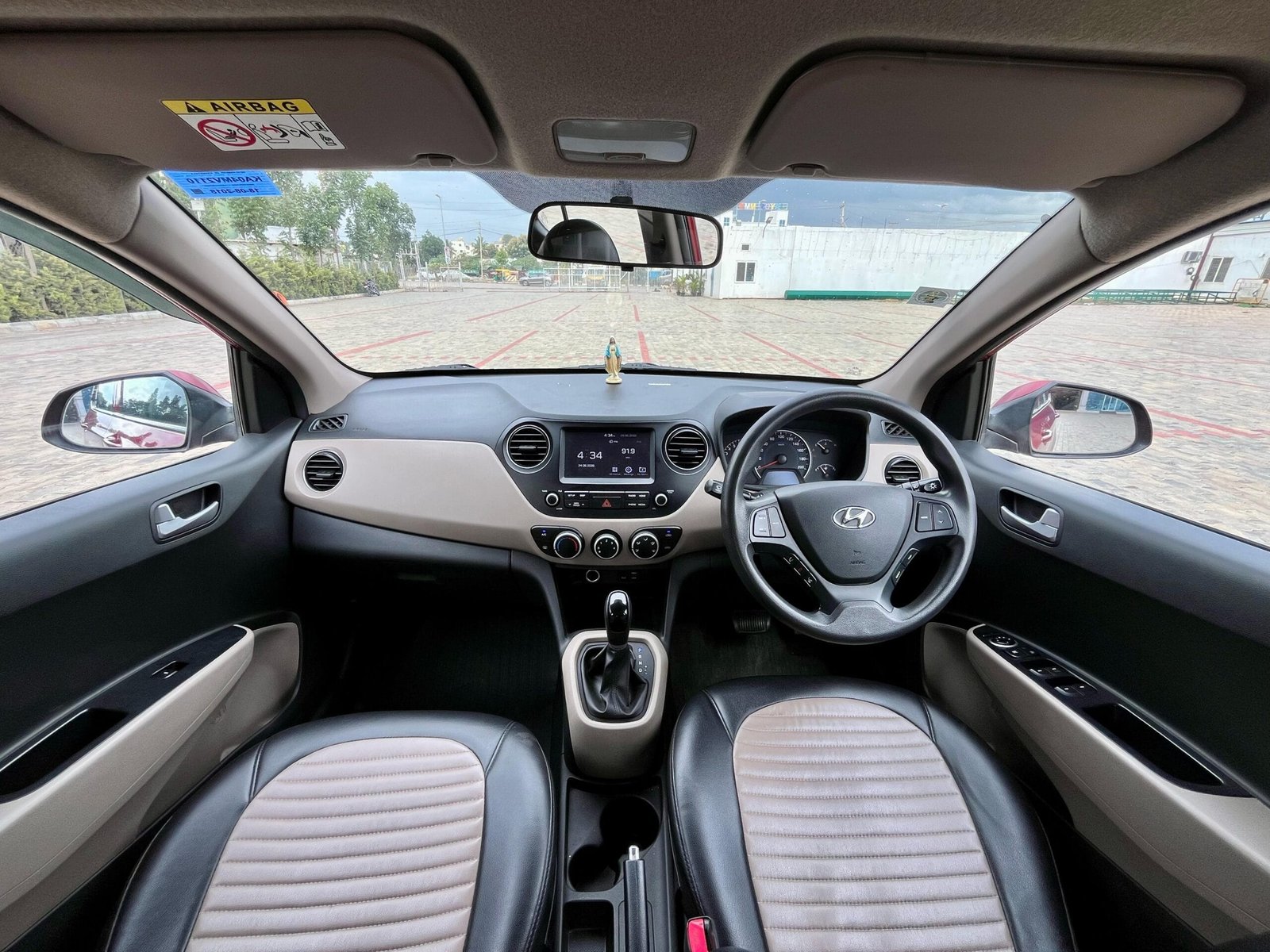 Hyundai Grand i10 Sportz (O) AT
