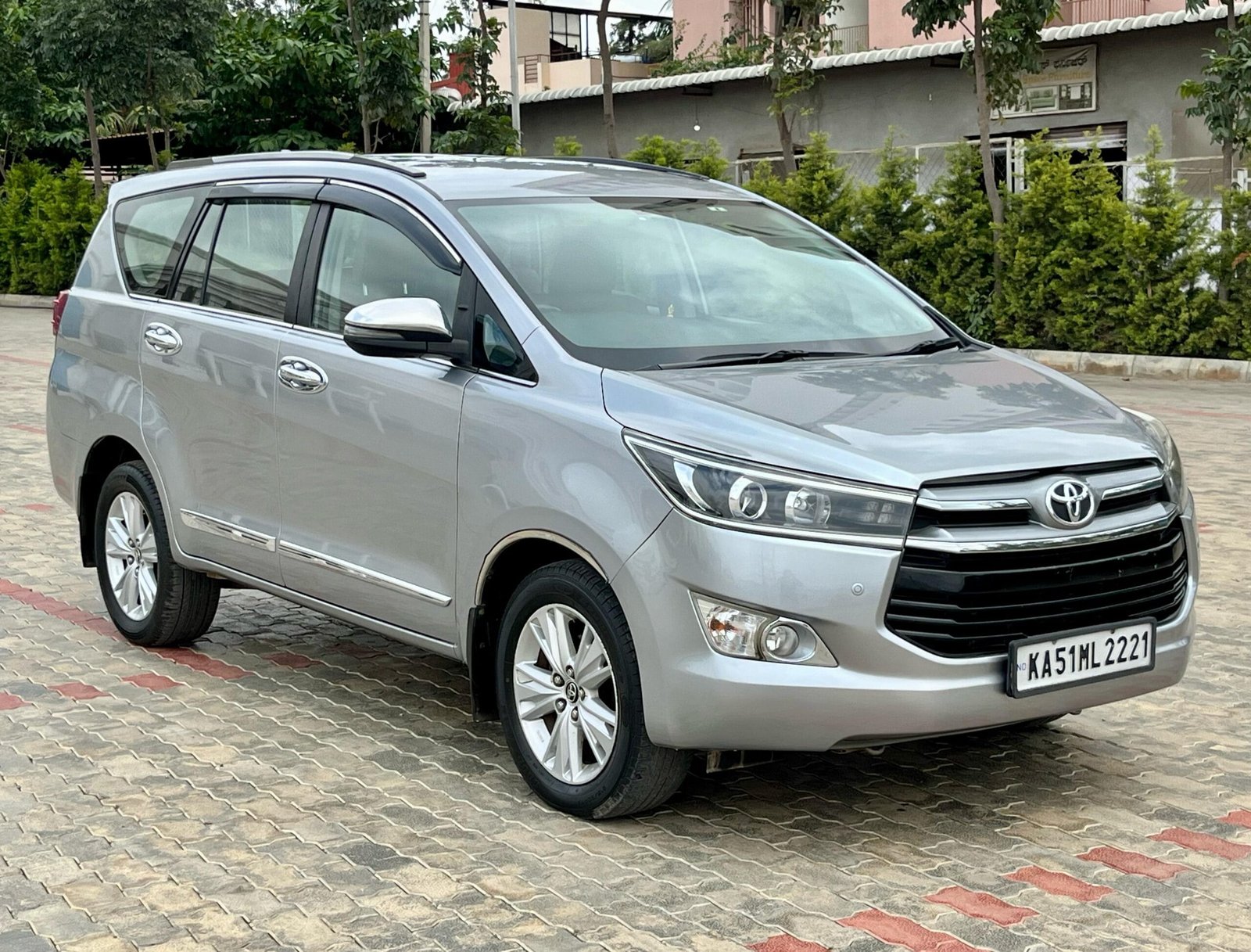 Toyota Innova Crysta 2.8 Z Automatic 2017