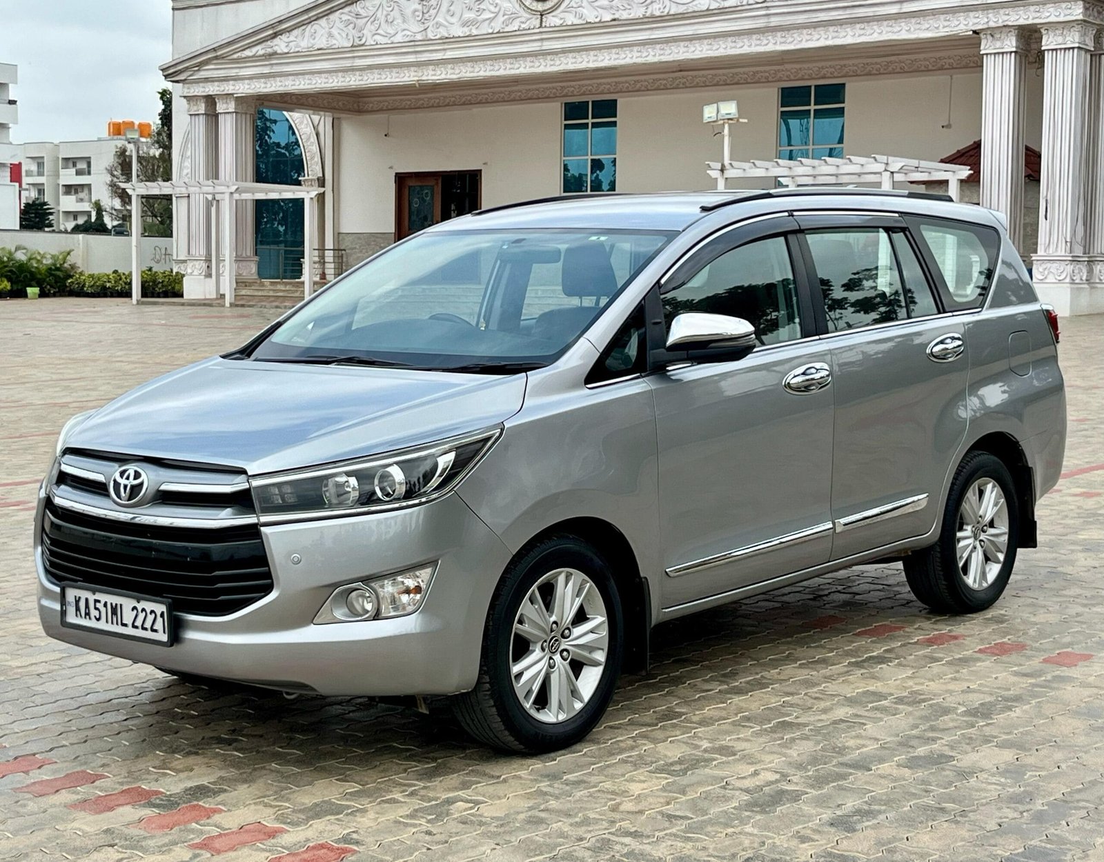 Toyota Innova Crysta 2.8 Z Automatic 2017
