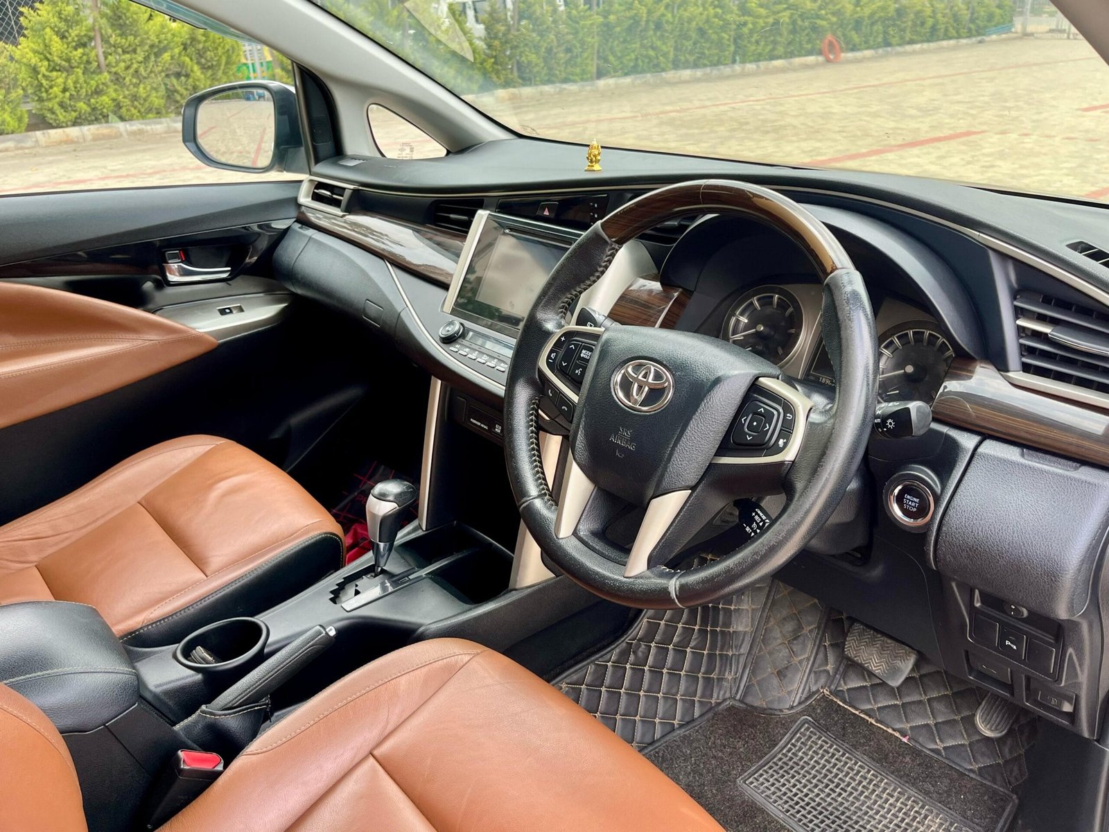 Toyota Innova Crysta 2.8 Z Automatic 2017