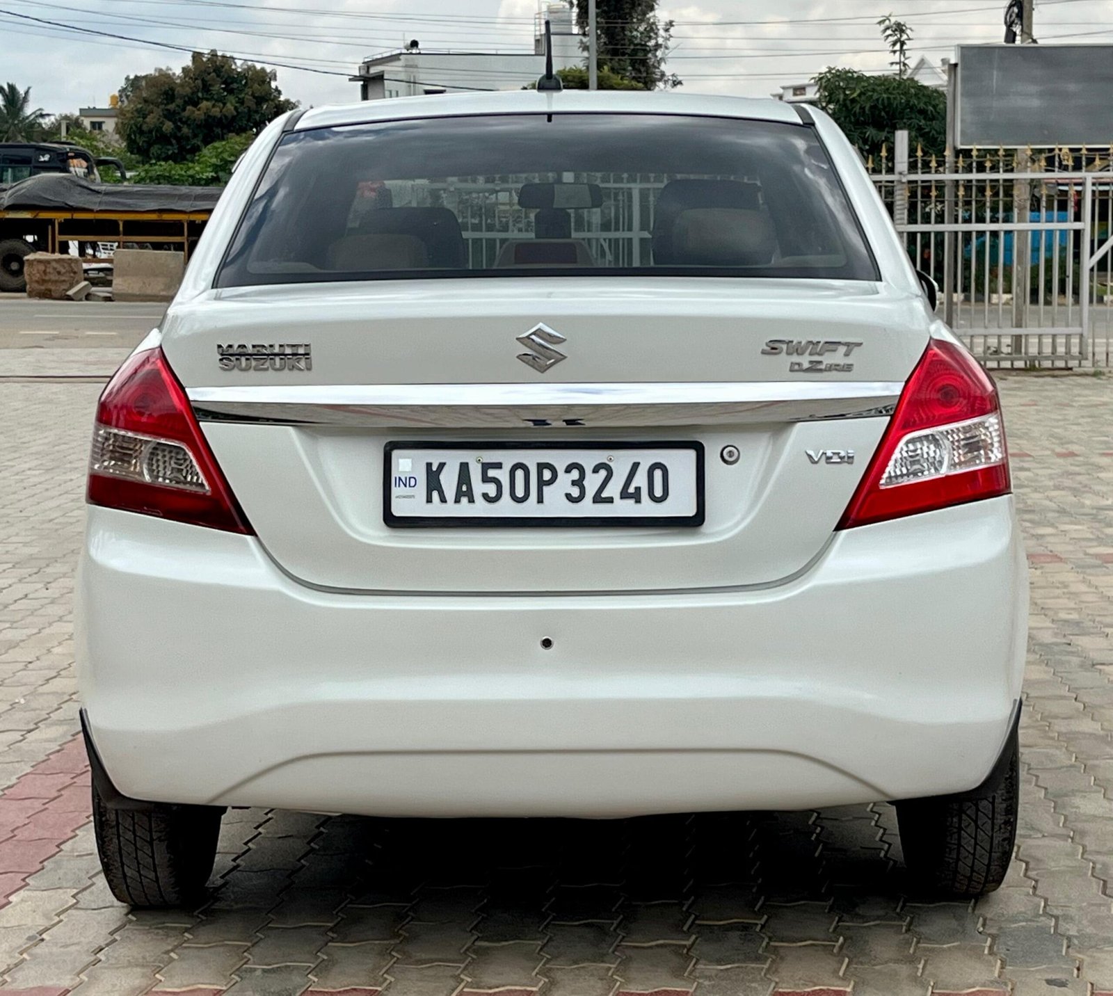 Maruti Suzuki Swift Dzire VDI