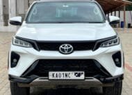 Toyota Fortuner Legender AT 2024 – Premium