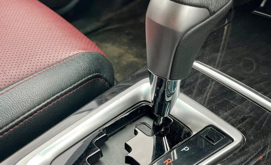 Toyota Fortuner Legender AT 2024 – Premium