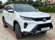 Toyota Fortuner Legender AT 2024 – Premium
