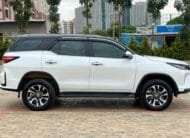 Toyota Fortuner Legender AT 2024 – Premium
