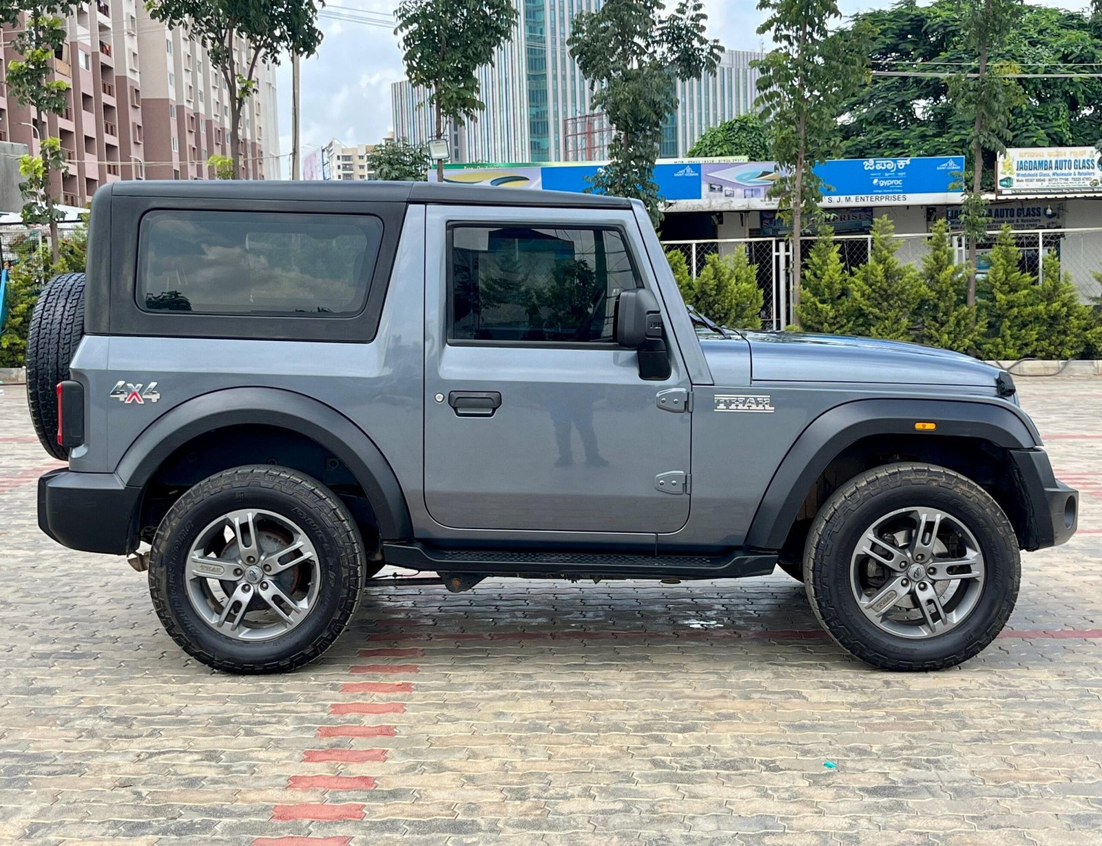 Mahindra Thar 4X4 LX MT HT