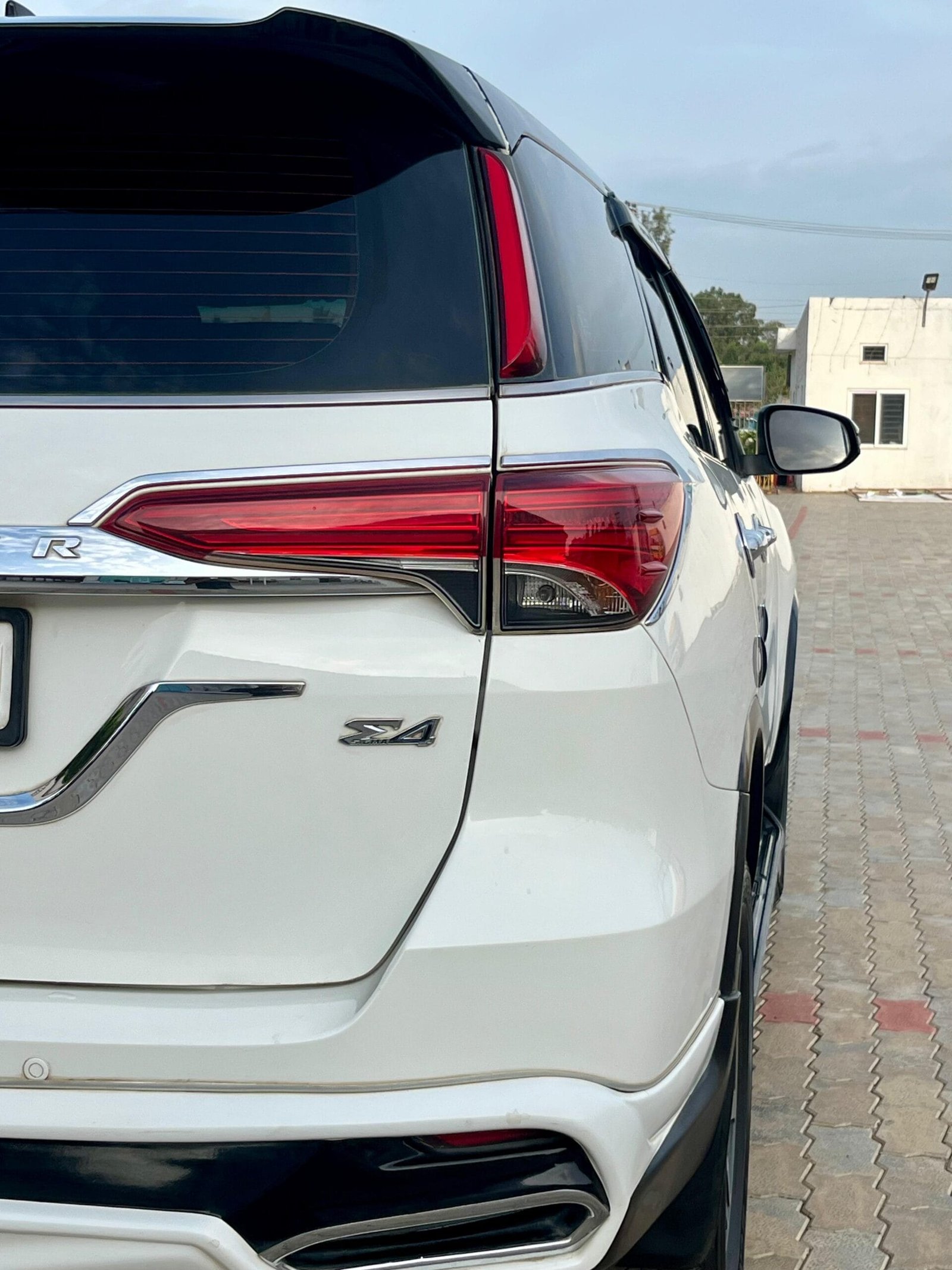 Toyota Fortuner Sigma 4 4×4 2017 – A Powerful SUV