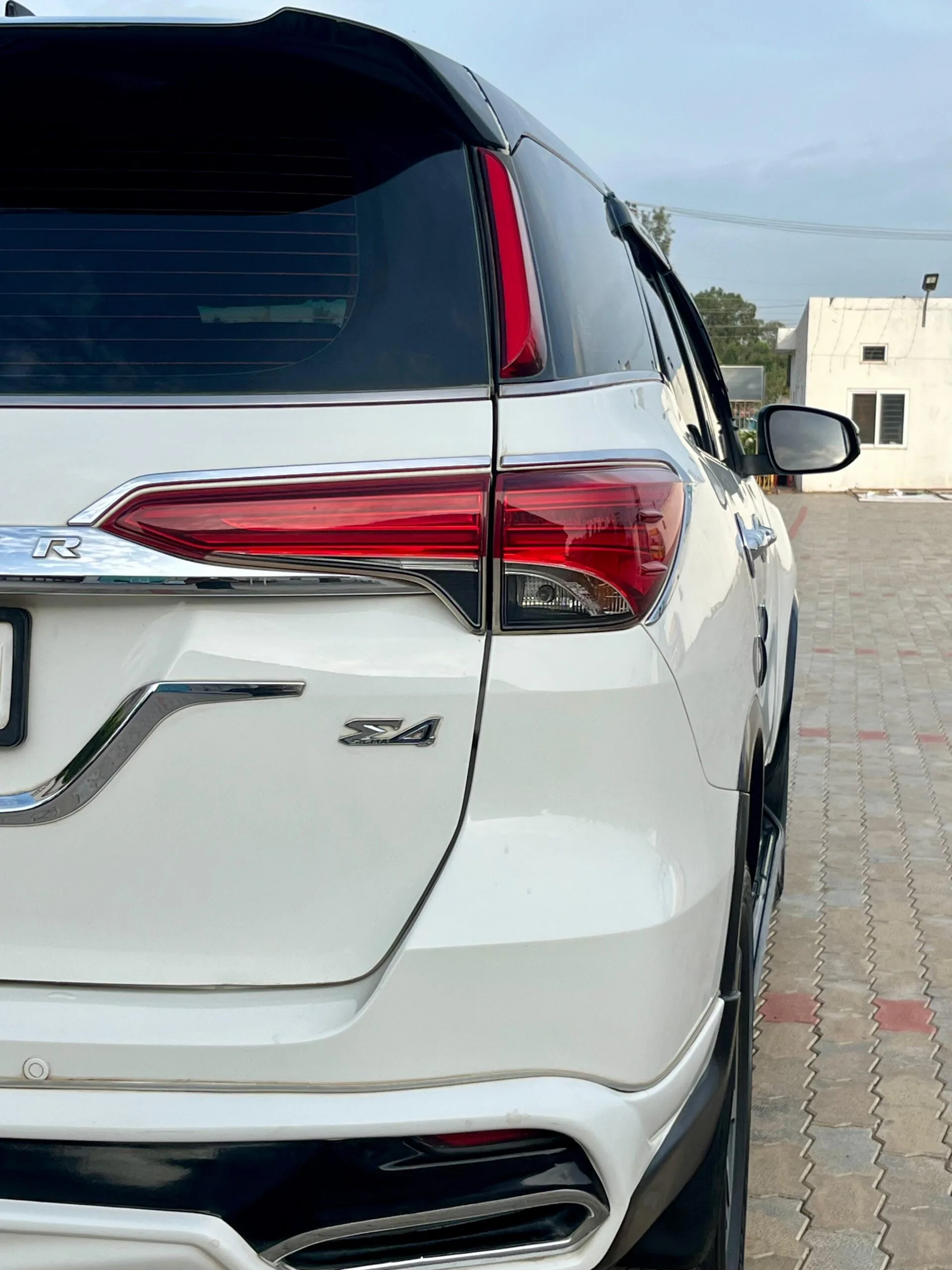 Toyota Fortuner Sigma 4 4×4 2017 – A Powerful SUV