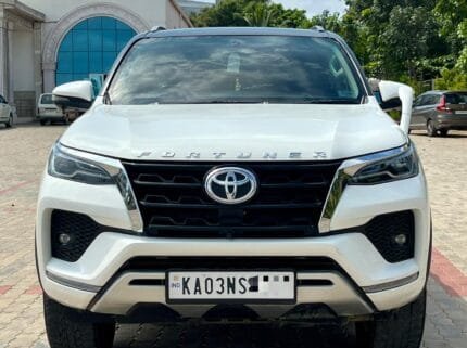 Toyota Fortuner MT