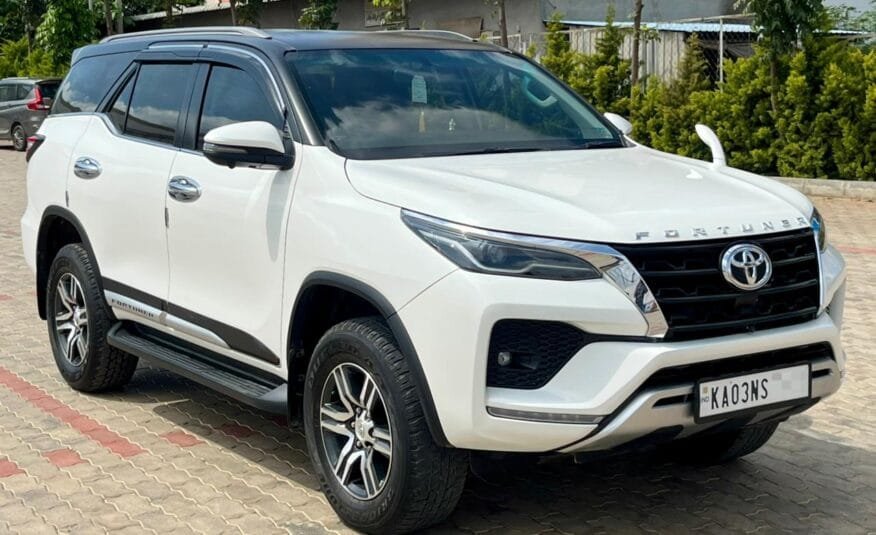 Toyota Fortuner MT 4×2 – A Symbol of Power