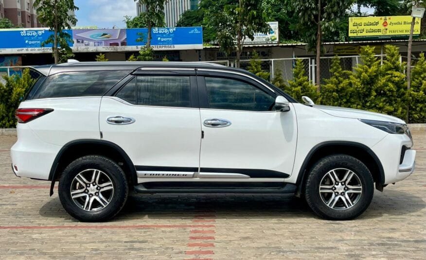 Toyota Fortuner MT 4×2 – A Symbol of Power