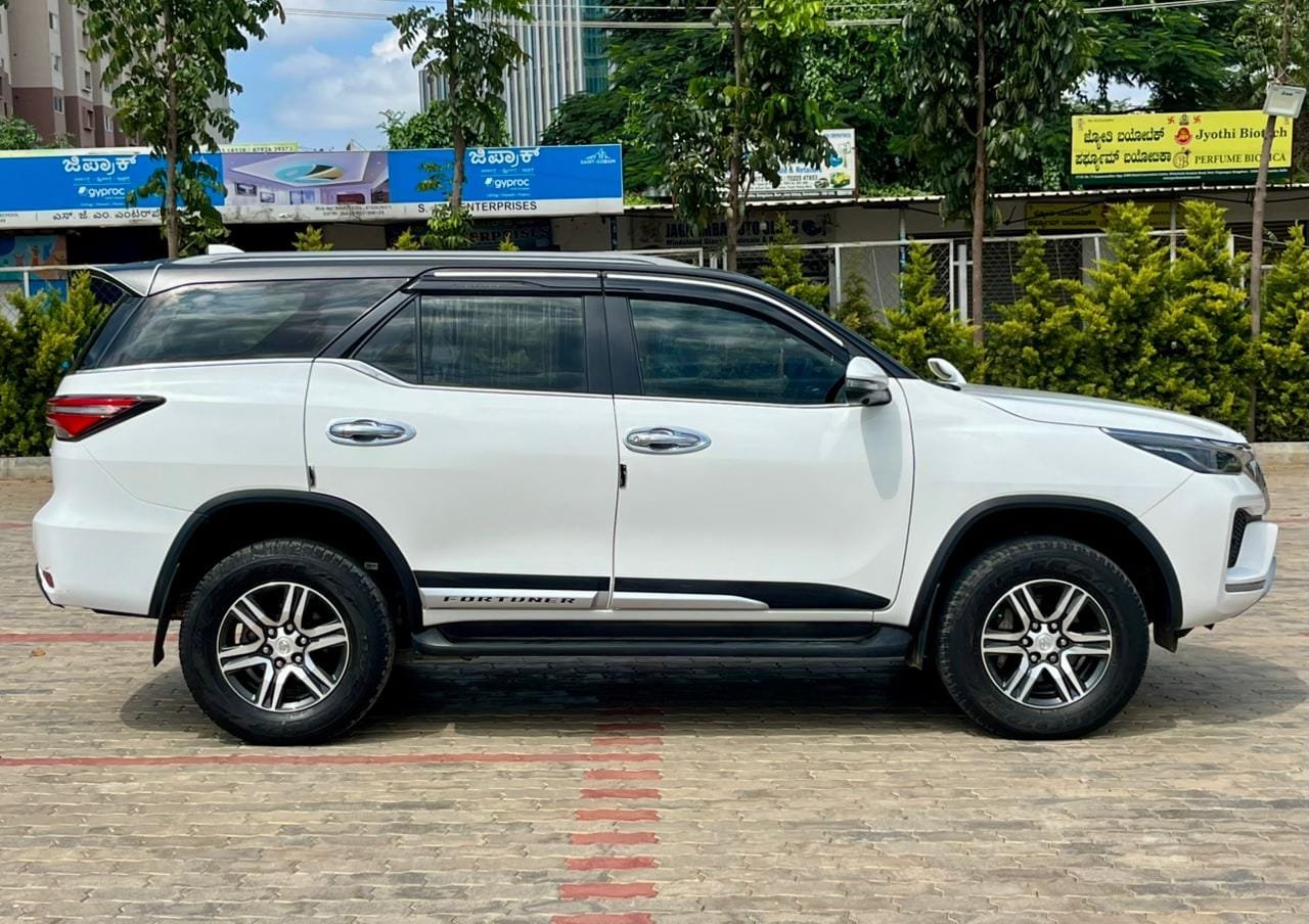 Toyota Fortuner MT 4×2 – A Symbol of Power