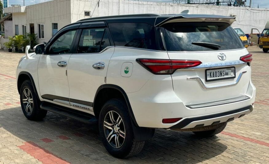 Toyota Fortuner MT 4×2 – A Symbol of Power