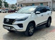 Toyota Fortuner MT 4×2 – A Symbol of Power