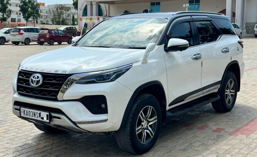 Toyota Fortuner MT 4×2 – A Symbol of Power
