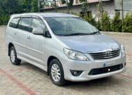 Toyota Innova 2.5 V 2012 Diesel