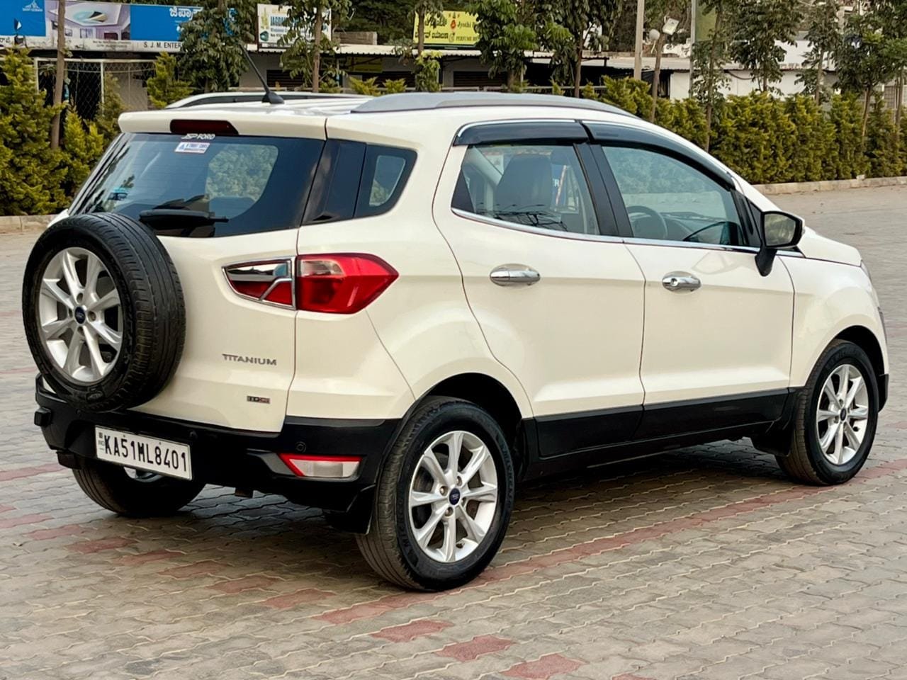 Ford Ecosport 1.5 Diesel Titanium MT – Best Used Car