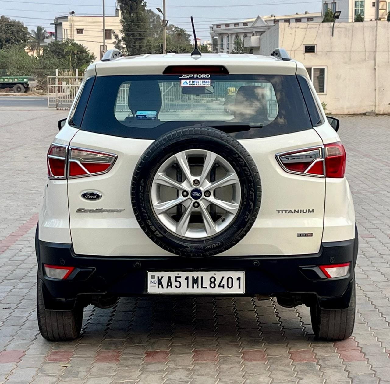 Ford Ecosport 1.5 Diesel Titanium MT – Best Used Car