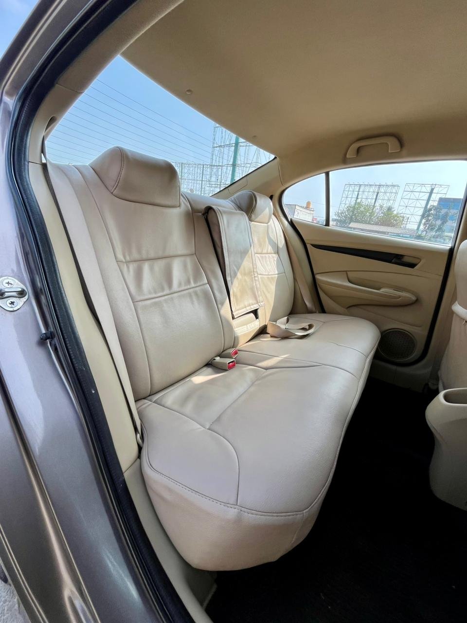 Honda City 1.5 AT V Petrol 2013