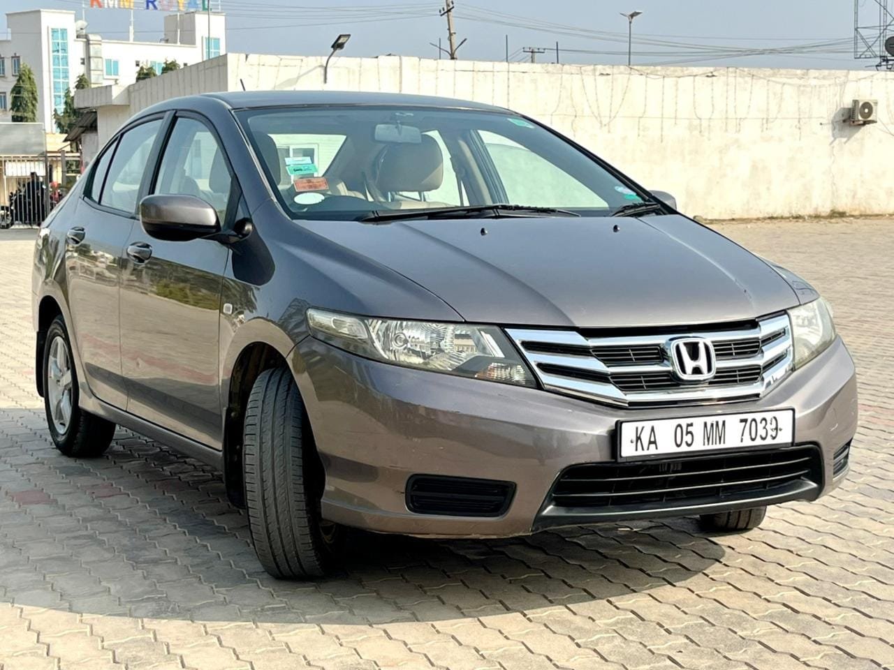 Honda City 1.5 AT V Petrol 2013