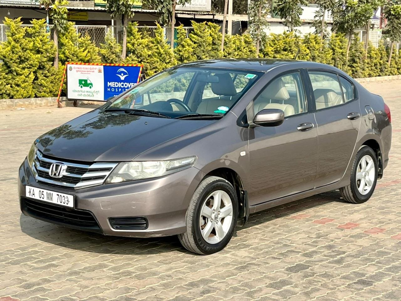 Honda City 1.5 AT V Petrol 2013